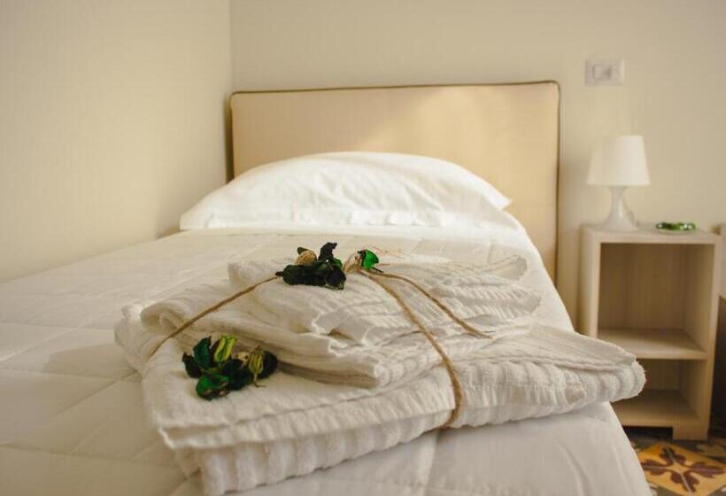 חדר סטנדרט יחיד, Pietre E Sassi