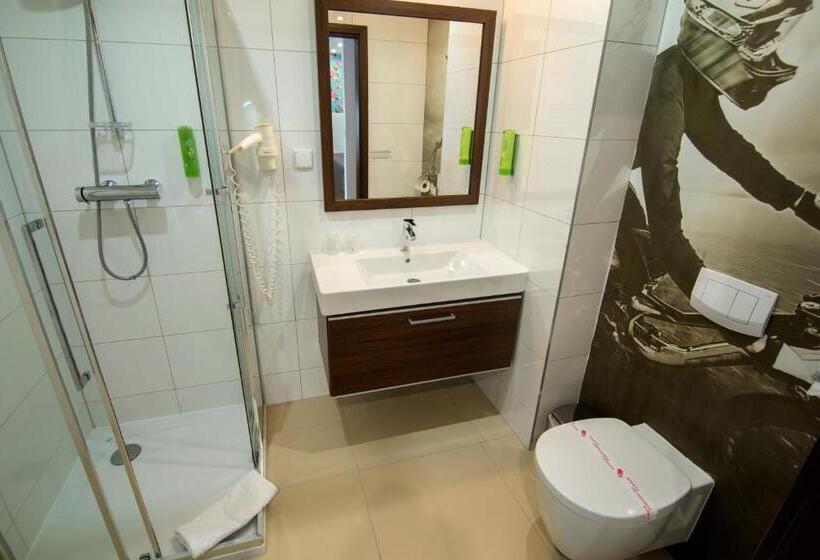 سوییت, Aparthotel Flinski Sport & Spa