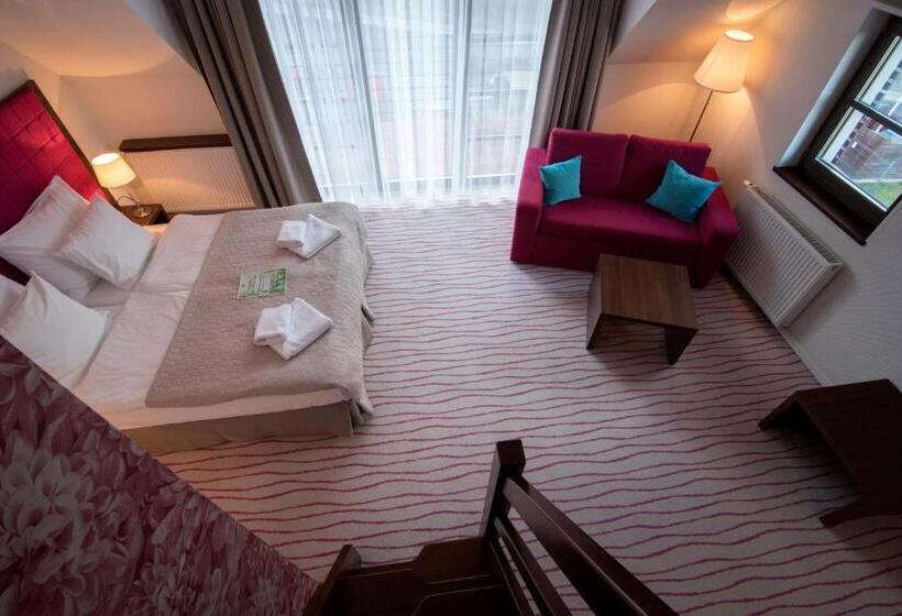 سوییت دوبلکس, Aparthotel Flinski Sport & Spa