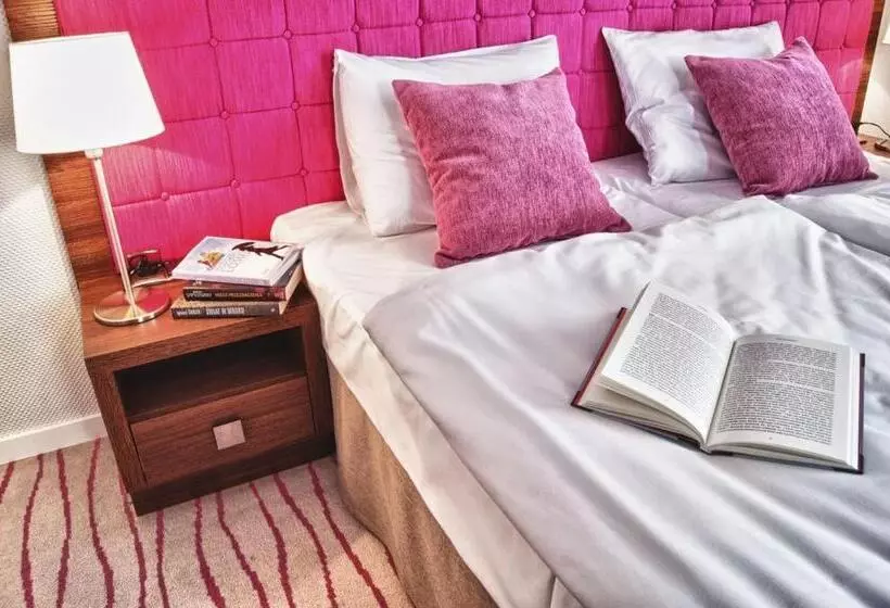 メゾネットスイート, Aparthotel Flinski Sport & Spa