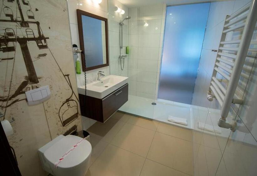 آپارتمان لوکس 1 خوابه, Aparthotel Flinski Sport & Spa