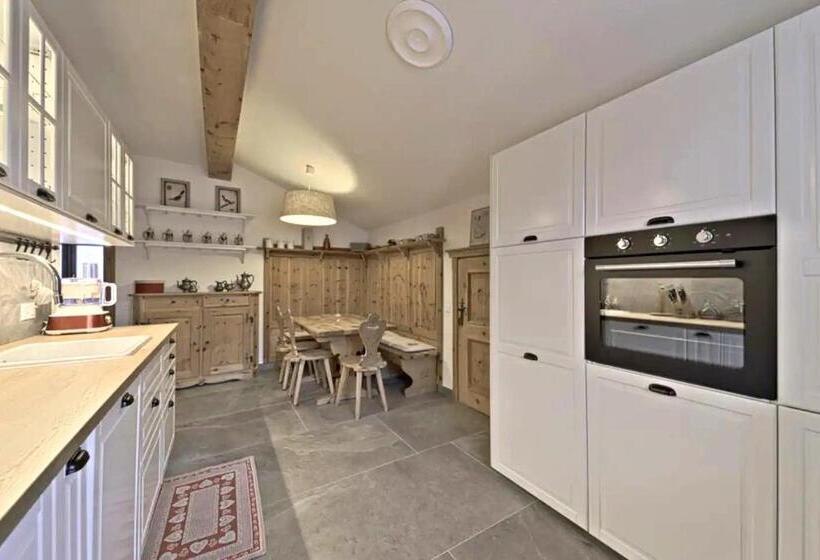 1 Bedroom Apartment Lake View, Chesa Silva Silvaplana