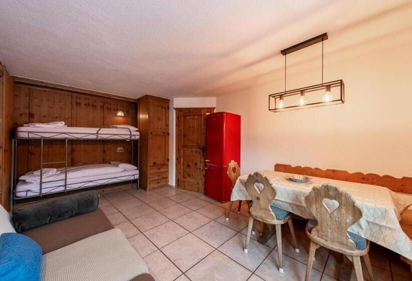 1 Bedroom Apartment Lake View, Chesa Silva Silvaplana