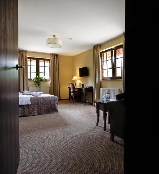 اتاق سوپریور, Forrest Hotel & Restaurant