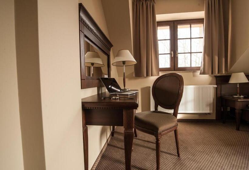 آپارتمان 1 خوابه, Forrest Hotel & Restaurant