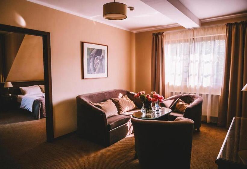 آپارتمان 1 خوابه, Forrest Hotel & Restaurant