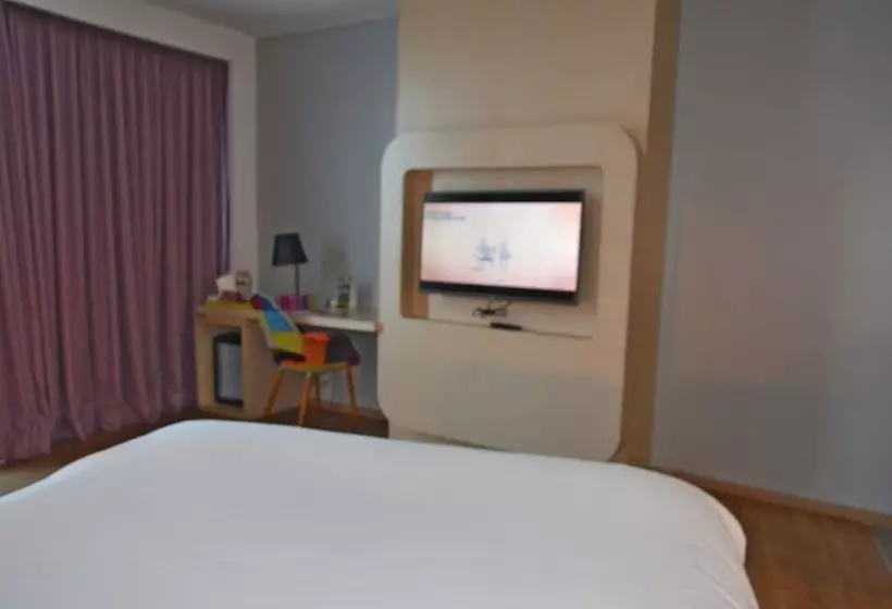 デラックスルーム, Ibis Styles Jakarta Airport