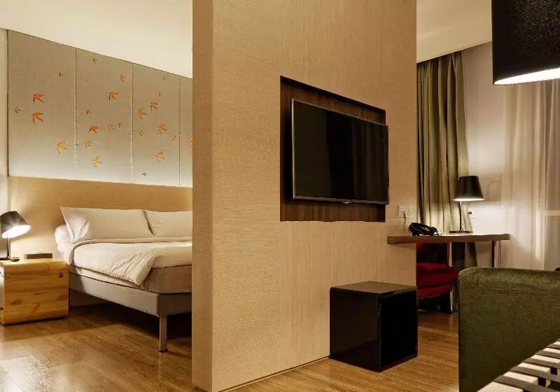 スイート, Ibis Styles Jakarta Airport