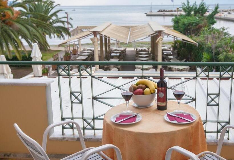 패밀리 룸, Ignatia