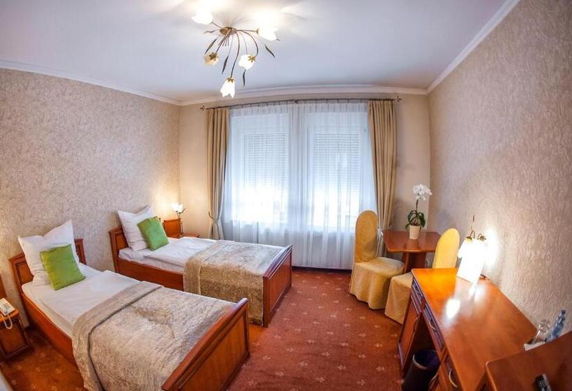 חדר סטנדרט, Imperium