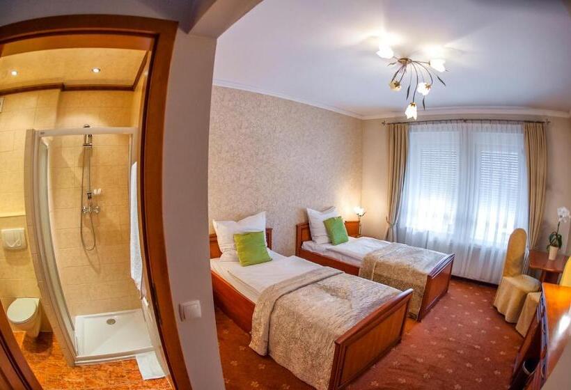 חדר סטנדרט, Imperium