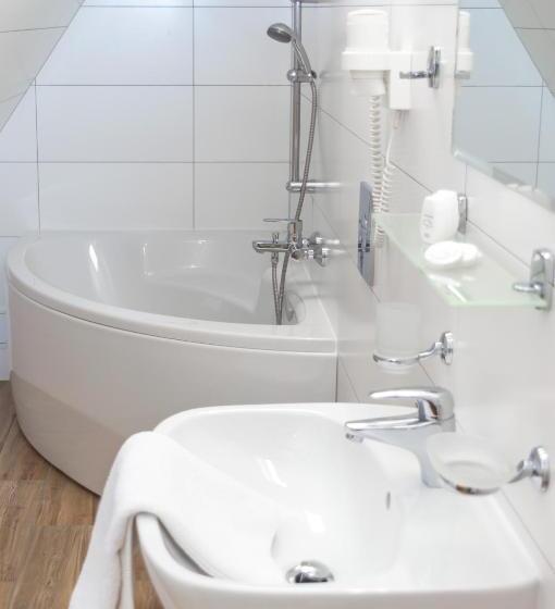 اتاق استاندارد سه نفره, Pensjonat Jastrzębia Turnia