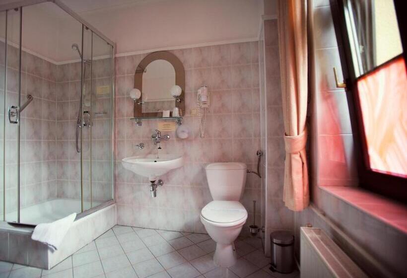 חדר סטנדרט, Kompleks Dąbrówka