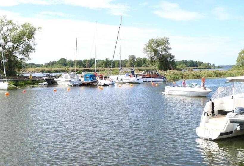 스탠다드 트리플 룸, Vänerport Lakefront Hotell