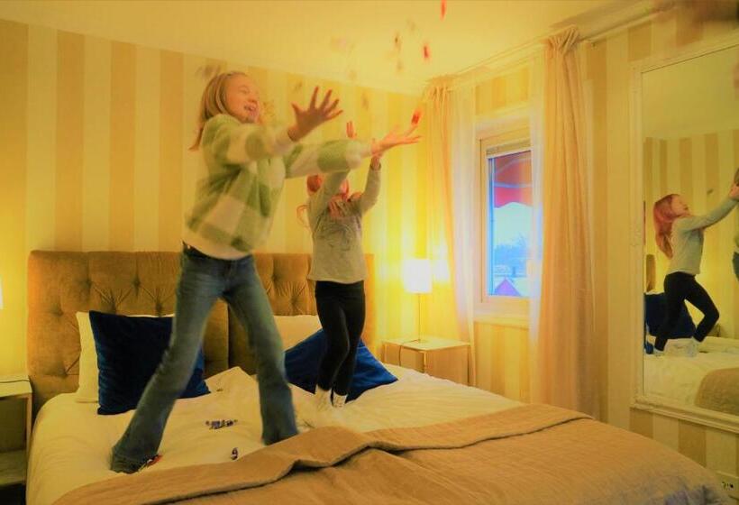 스탠다드 트리플 룸, Vänerport Lakefront Hotell