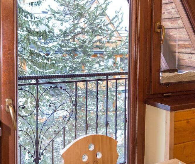 اتاق استاندارد سه نفره, Pensjonat Jastrzębia Turnia