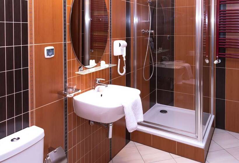 اتاق لوکس چهار تخته, Pensjonat Jastrzębia Turnia