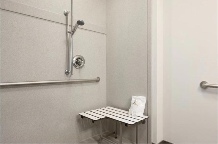 Люкс Адаптированный для Инвалидов, Petrostay Inn & Suites Cotulla