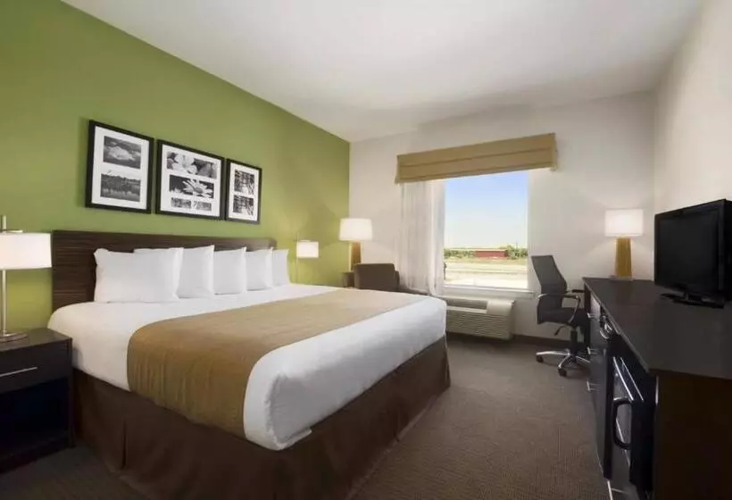 キングサイズベッドのスタンダードルーム, Petrostay Inn & Suites Cotulla