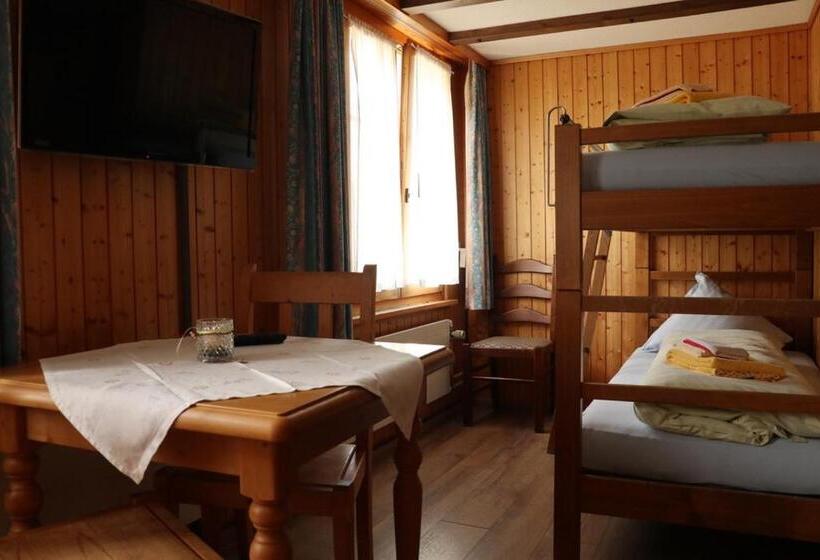 Семейный Номер, Restaurant Rössli