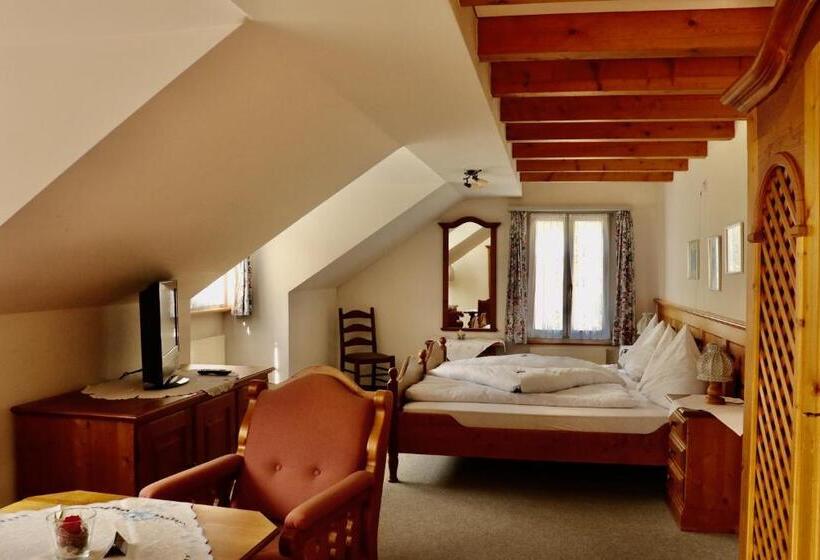 Номер Стандарт, Restaurant Rössli