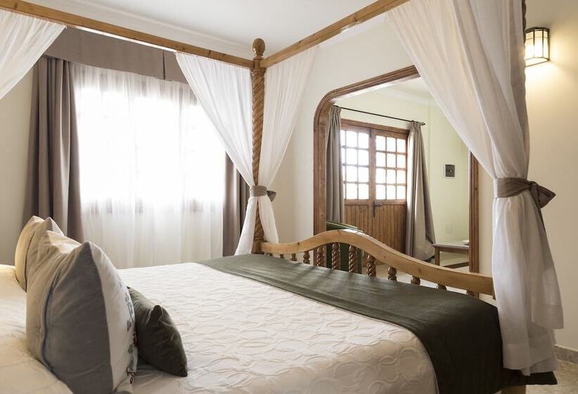 جناح, Melva Suite