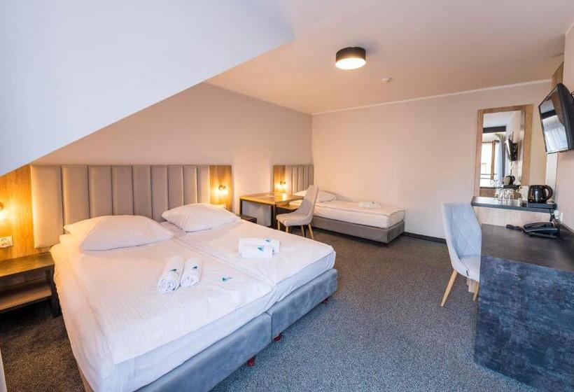 اتاق استاندارد سه نفره, Sailor łeba