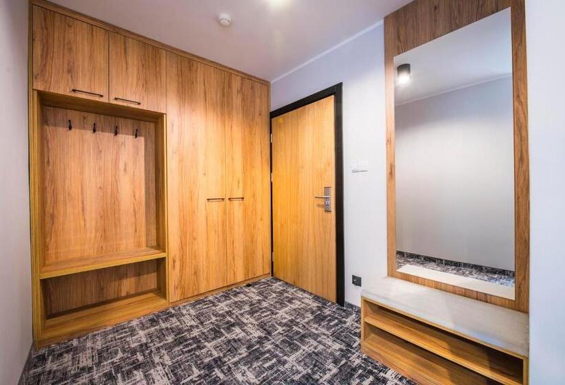 آپارتمان 2 خوابه, Sailor łeba