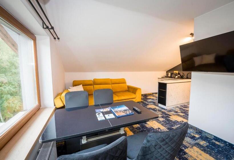 سوییت جونیور, Sailor łeba