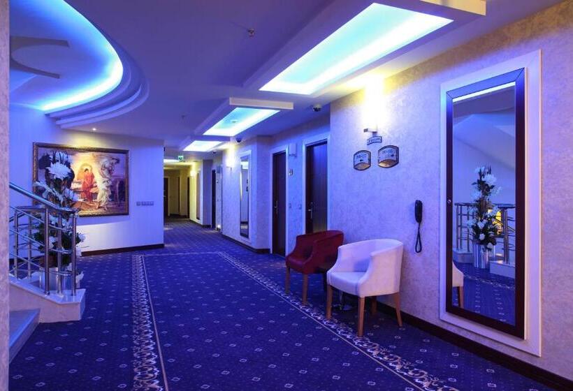 اتاق استاندارد, Senbayrak City