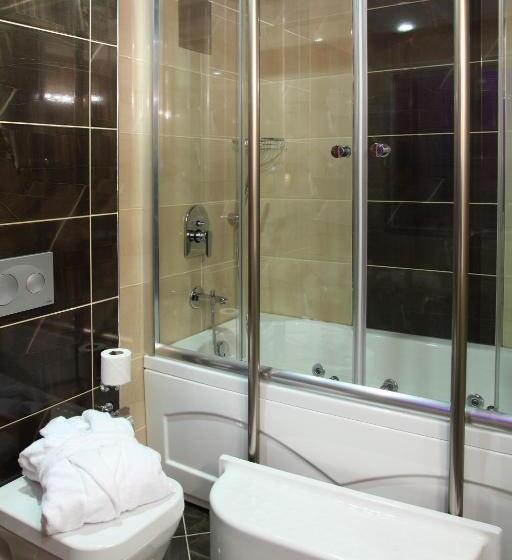 سوییت, Senbayrak City