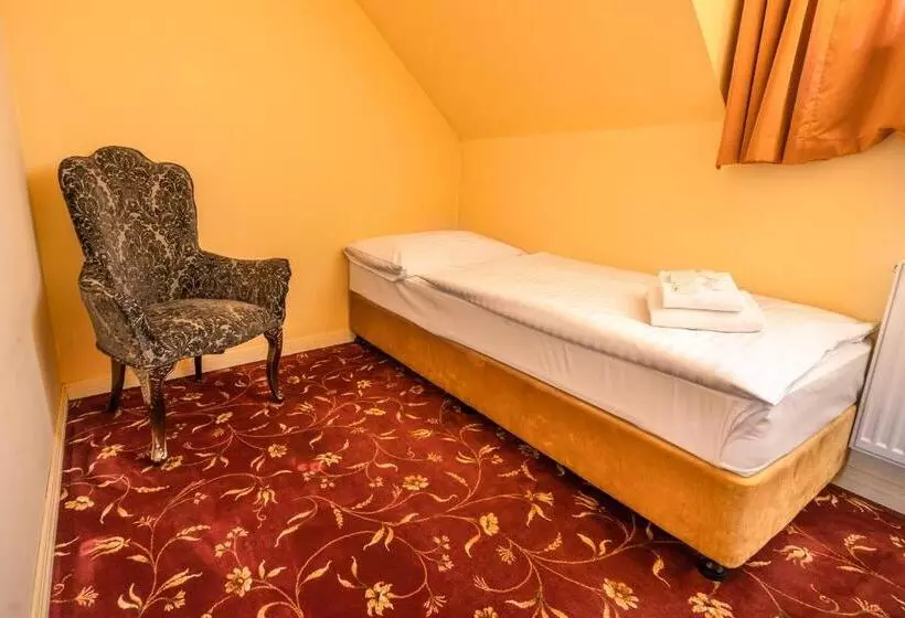 コンフォートトリプルルーム, Spa Hotel Vita