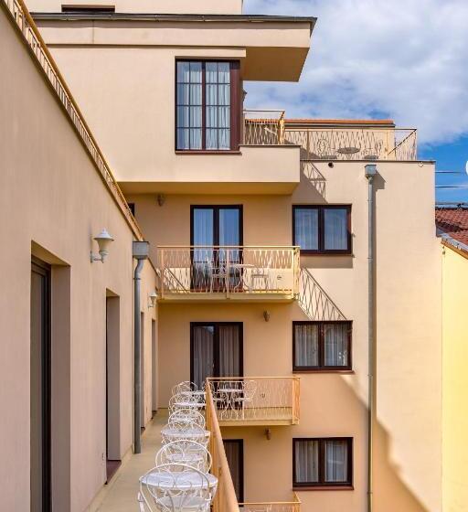 프레지덴셜 스위트, Spa Hotel Vita