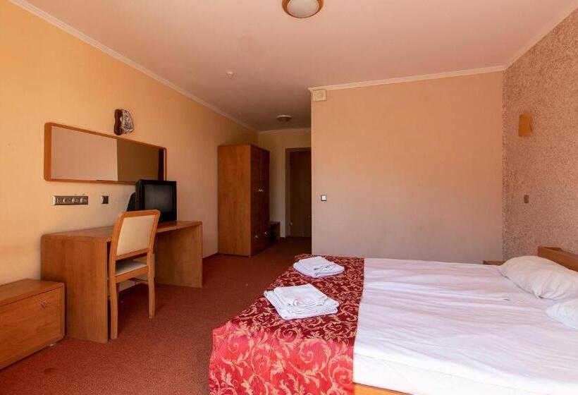 اتاق استاندارد, Terem