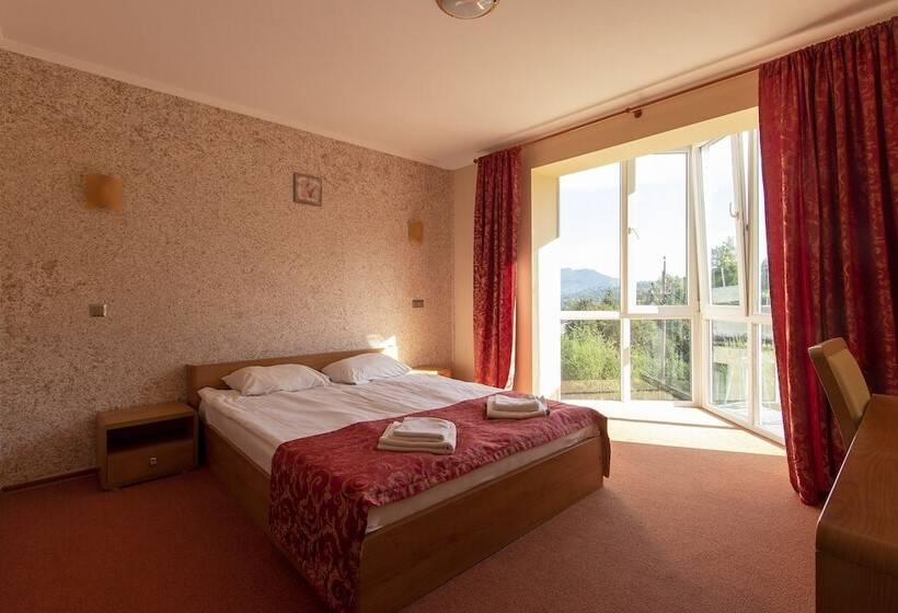 سوییت جونیور, Terem