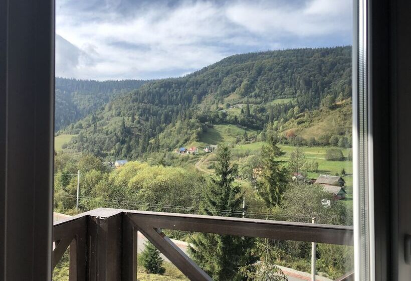 スイート, Terem