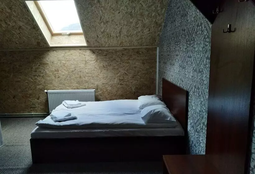 ダブルベッドのエコノミールーム, Terem