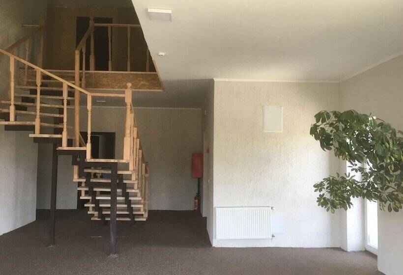 اتاق اکونومی با تخت دوبل, Terem