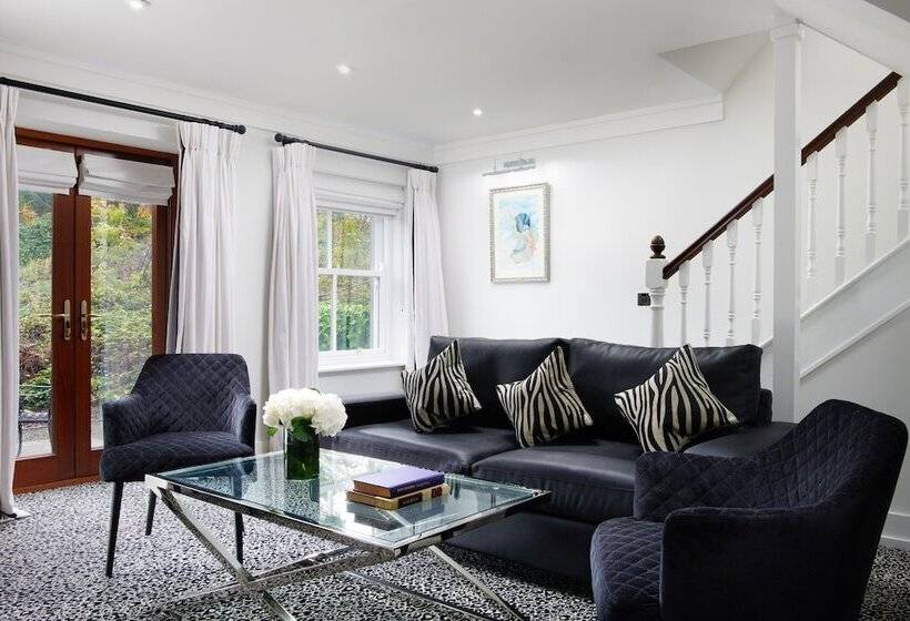 جناح, The Lodge At Ashford Castle