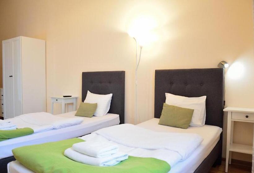 标准间, Wenderedu Business Center