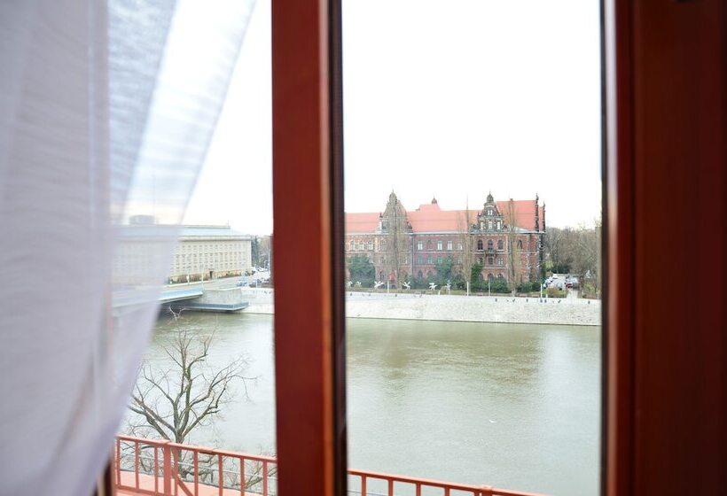 带河景的标准单人间, Wenderedu Business Center