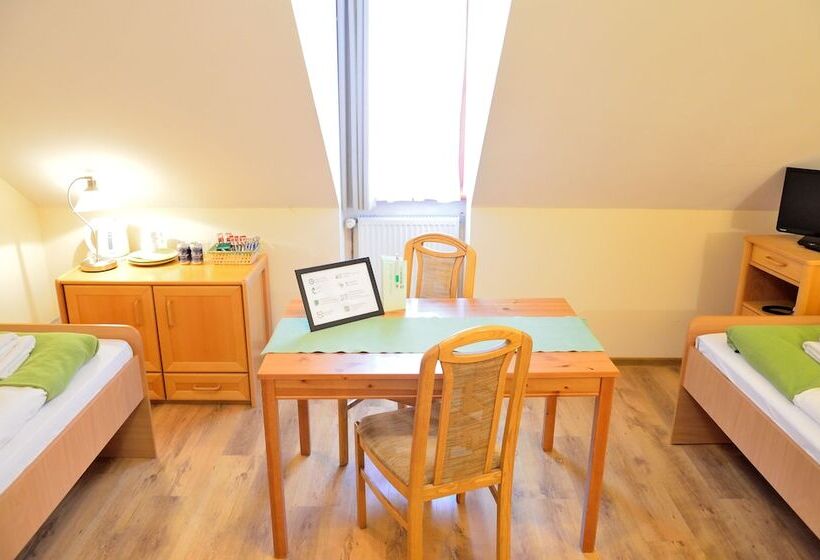 标准间带江景, Wenderedu Business Center