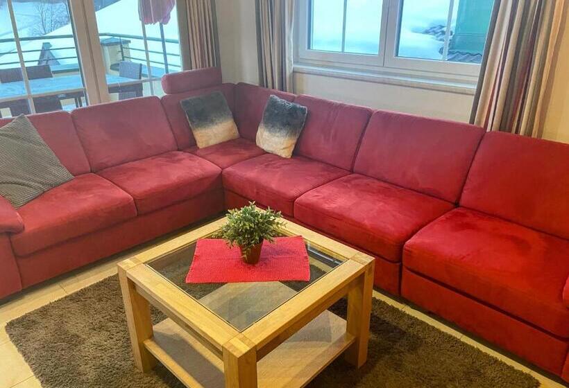 Апартаменты 2 Спальни с Балконом, Jugendhotel Angerhof