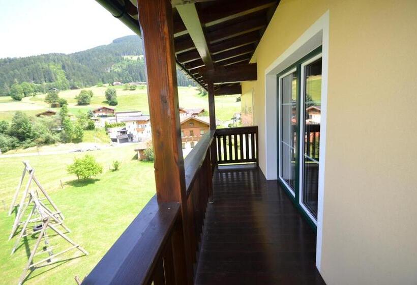 四人标准间, Jugendhotel Angerhof