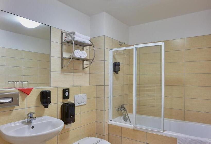 Номер Стандарт с Балконом, Kurhotel Brussel