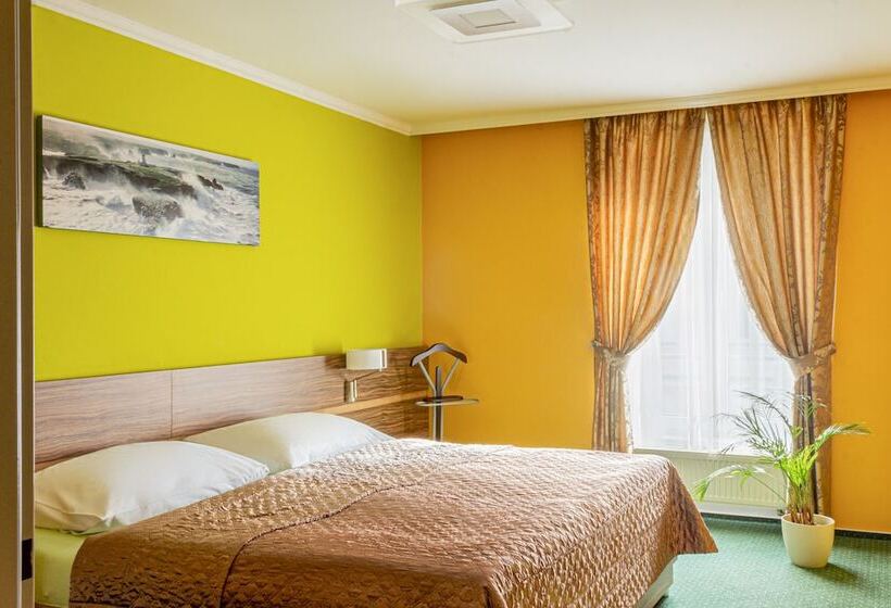 Люкс, Kurhotel Brussel