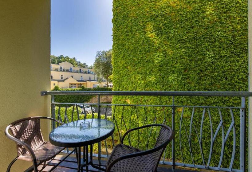 Номер Стандарт с Балконом, Kurhotel Brussel