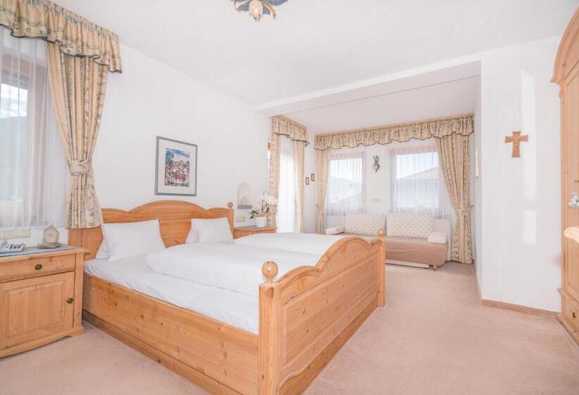 חדר סטנדרט, Mineralienhotel Natznerhof