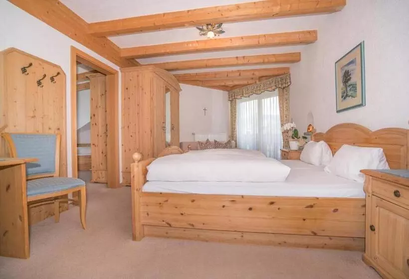 Perhesviitti, Mineralienhotel Natznerhof