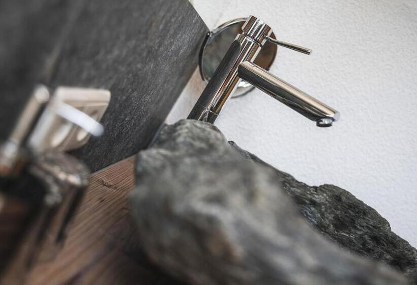 带大床的标准间, Mineralienhotel Natznerhof